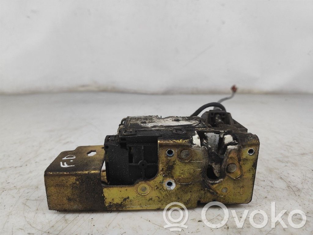 Priekinė durų spyna   YC1AV21812DA,9PINOS