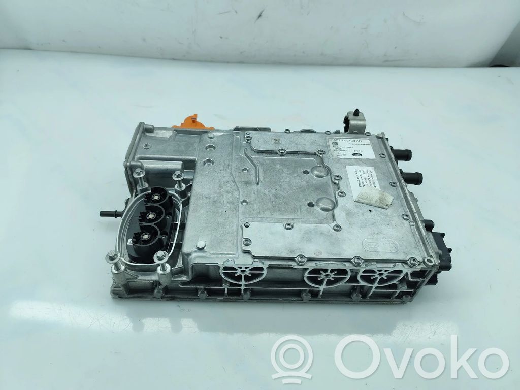 Inversor/convertidor de voltaje   J9D314G138AH,A2C7556650600