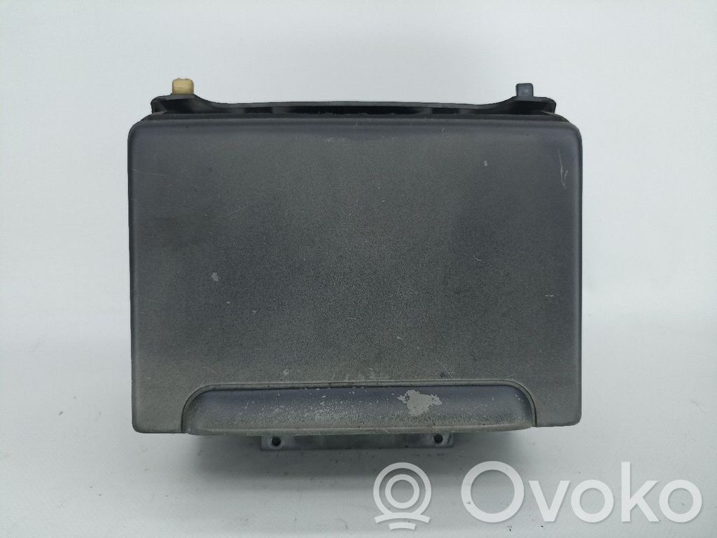 Renault Laguna I Radio/GPS head unit trim 