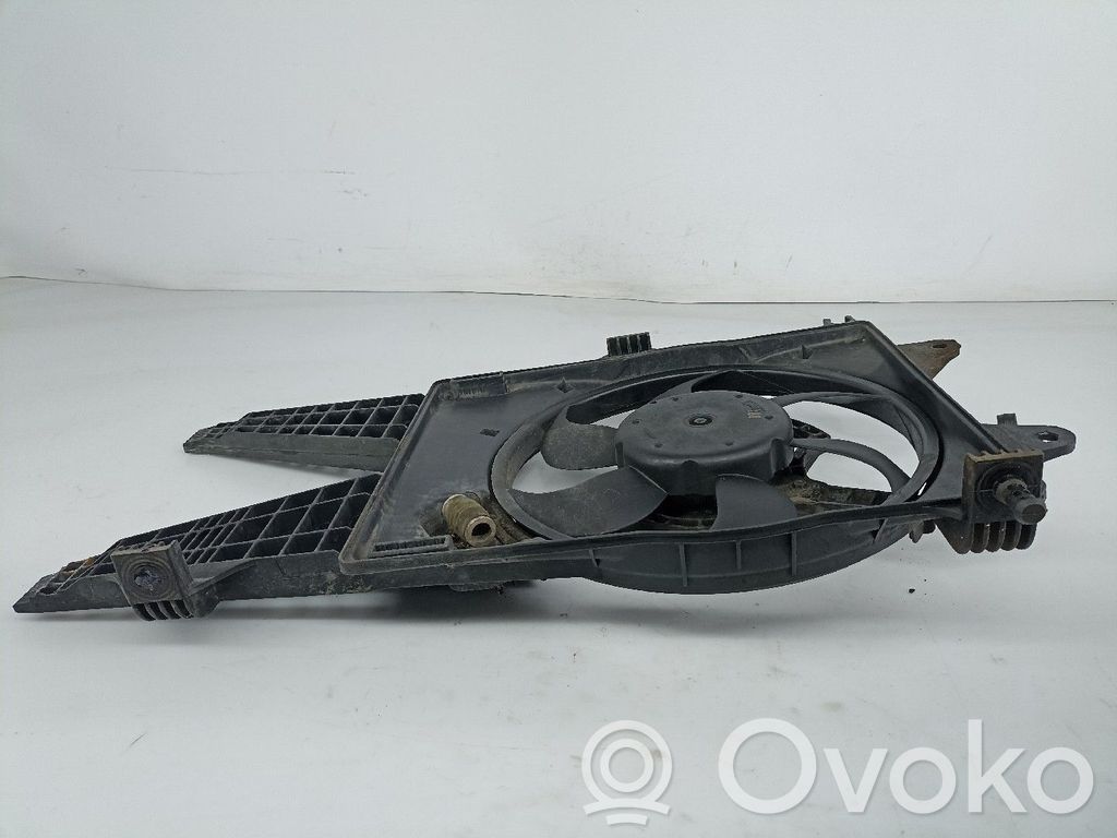 Fiat Punto (188) Ventilatore di raffreddamento elettrico del radiatore 