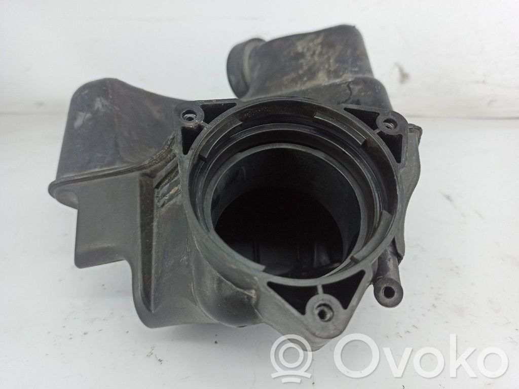 Volkswagen Polo III 6N 6N2 6NF Ilmansuodattimen kotelo 