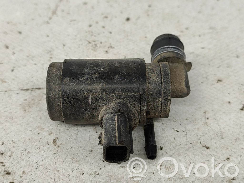Windscreen/windshield washer pump