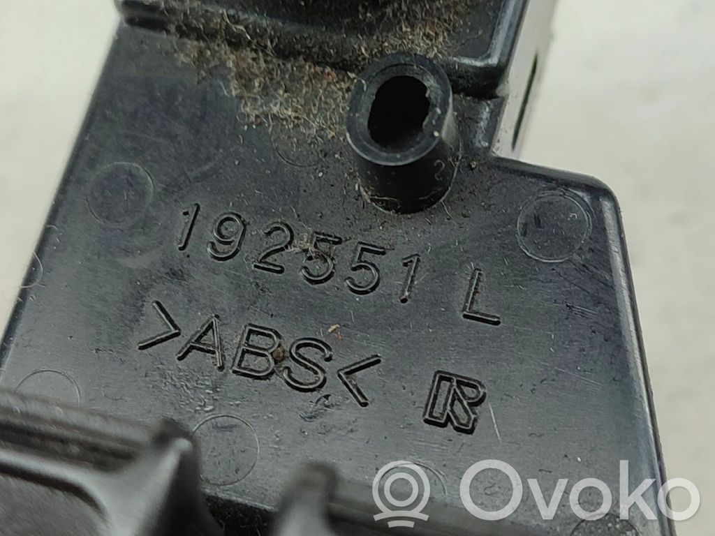 Interruptor del elevalunas eléctrico   192551L