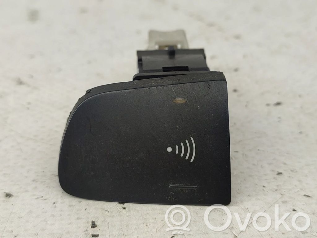 Peugeot 307 Alarm switch 