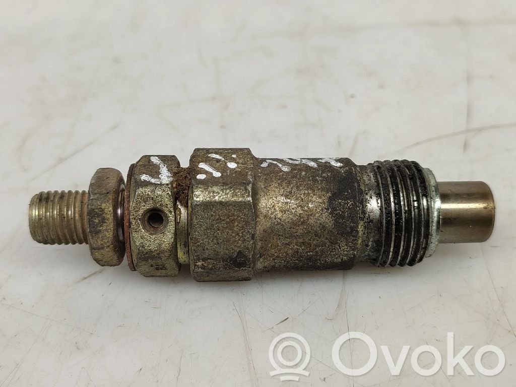 Inyector de combustible   710681