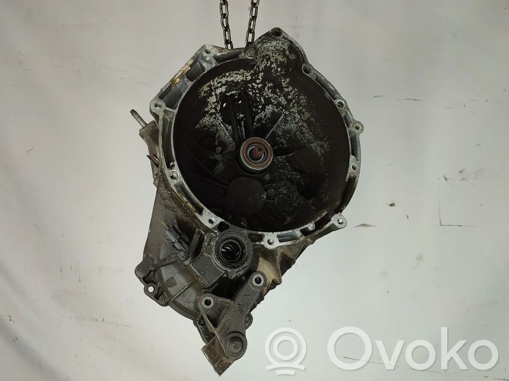 Boîte de vitesses manuelle à 5 vitesses   XS4R7002CE