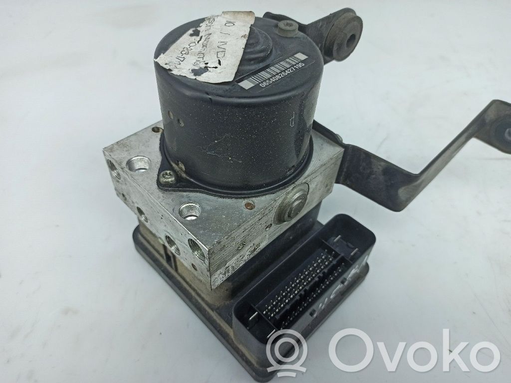 ABS bloks   8M512C405CA