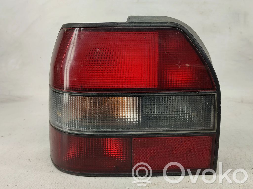 Subaru Legacy Tailgate rear/tail lights 