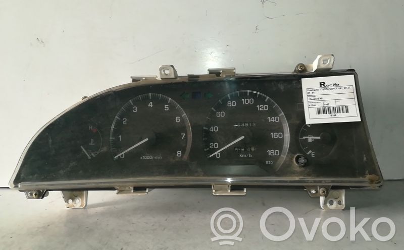 Toyota Corolla E90 Speedometer (instrument cluster) 