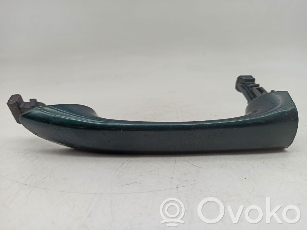 Manecilla externa puerta delantera   A1697660002