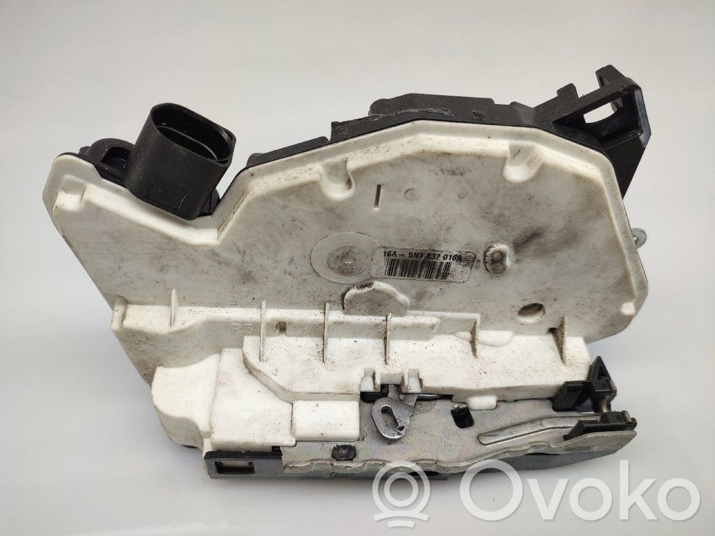 Serrure de porte avant   5N1837016A