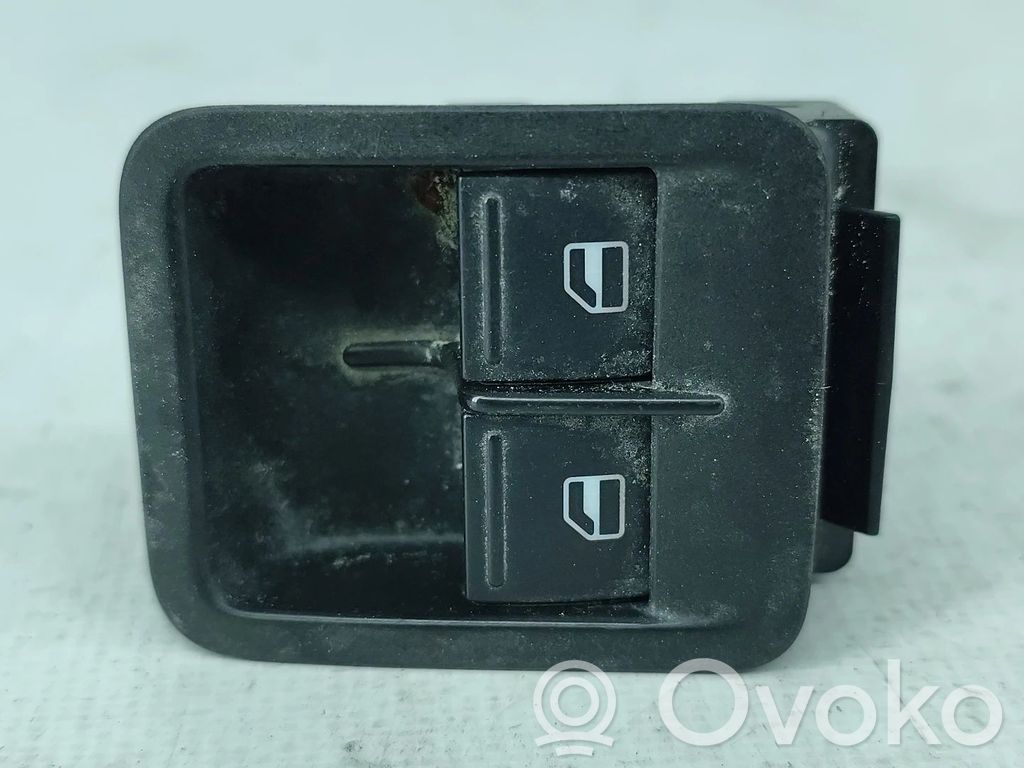 Volkswagen Caddy Przyciski szyb 