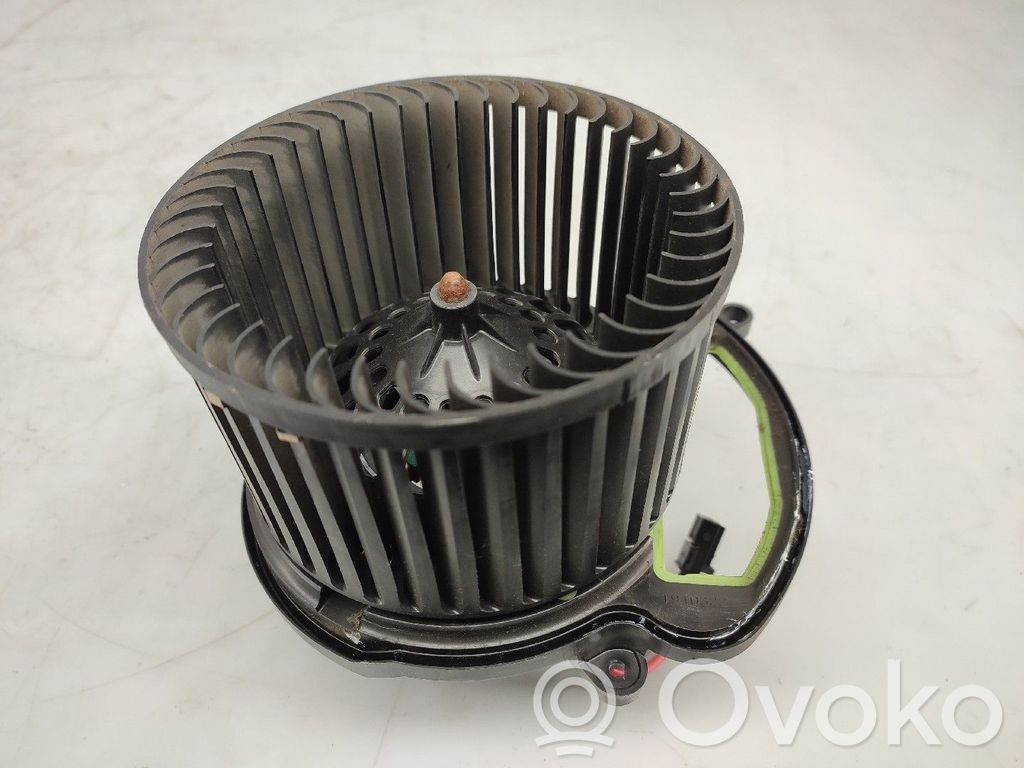 Mazā radiatora ventilators   T911738