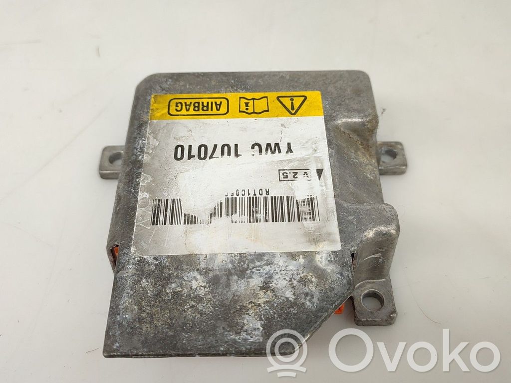Turvatyynyn ohjainlaite/moduuli   YWC107010