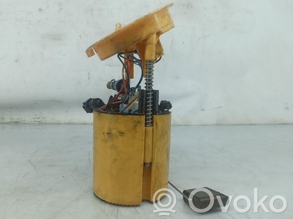 BMW 1 E82 E88 Tankgeber 