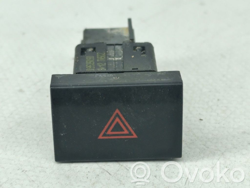 Interruttore luci di emergenza   6R0953509B,6R0953509