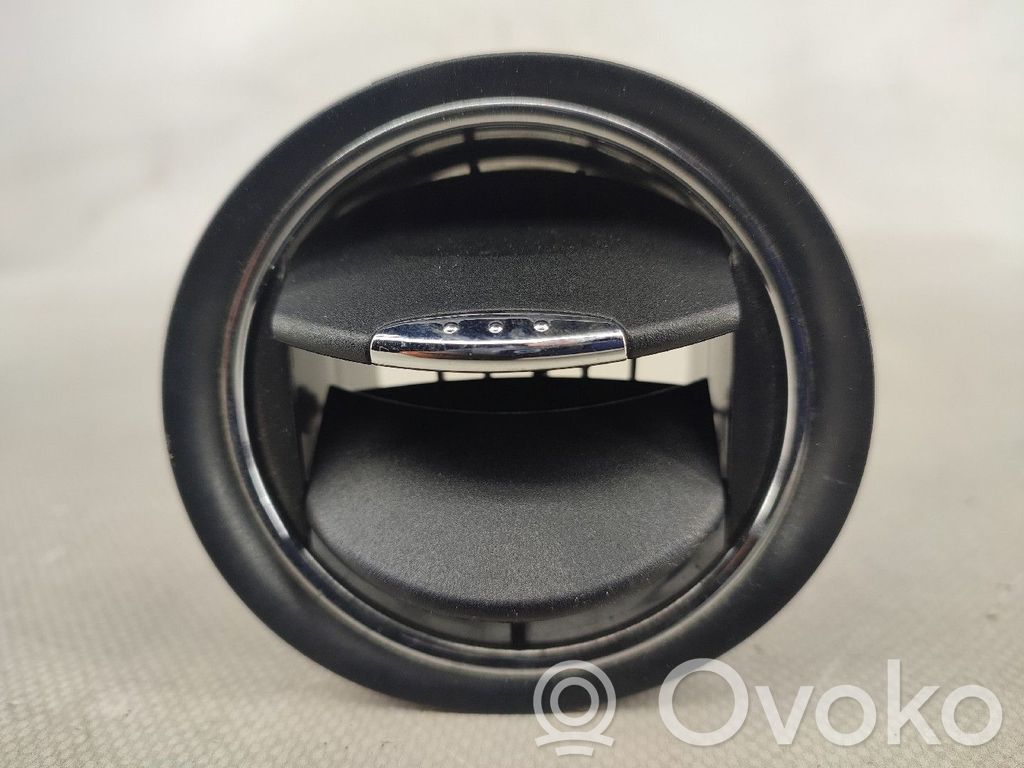 Ford S-MAX Dysze / Kratki środkowego nawiewu deski rozdzielczej 