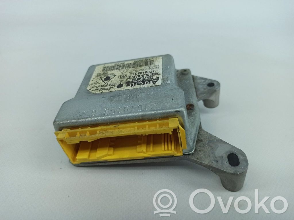 Renault Laguna I Turvatyynyn ohjainlaite/moduuli 