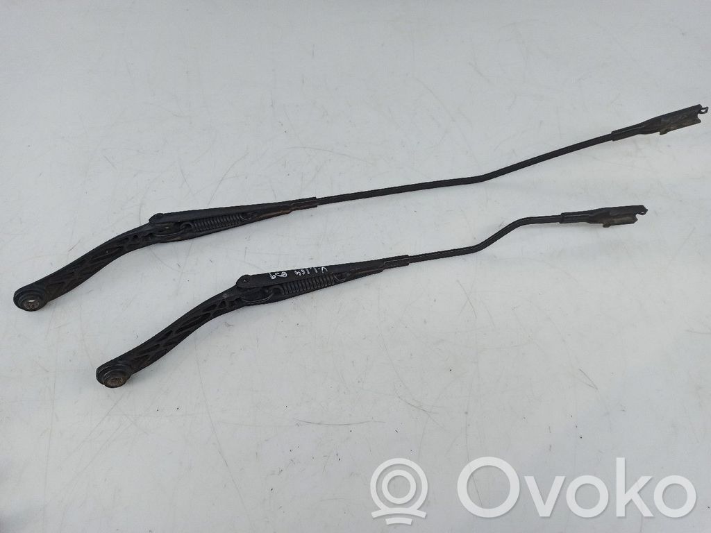 Fiat Punto Evo Front wiper blade arm 