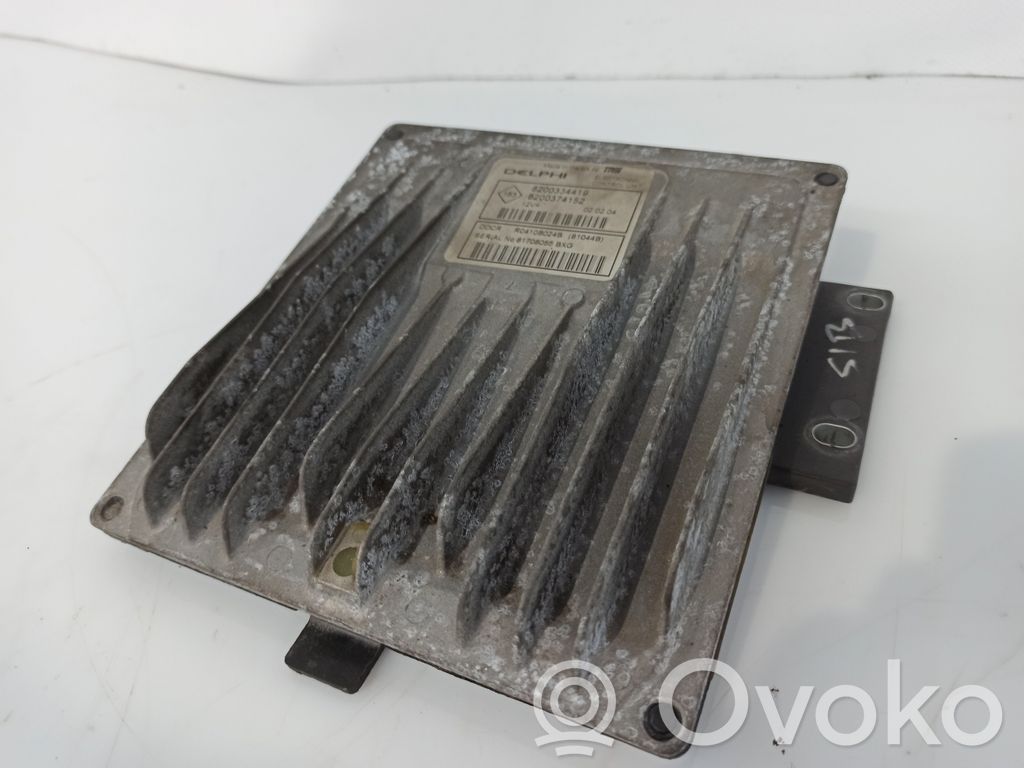 Unidad de control/módulo del motor   8200334419,8200374152