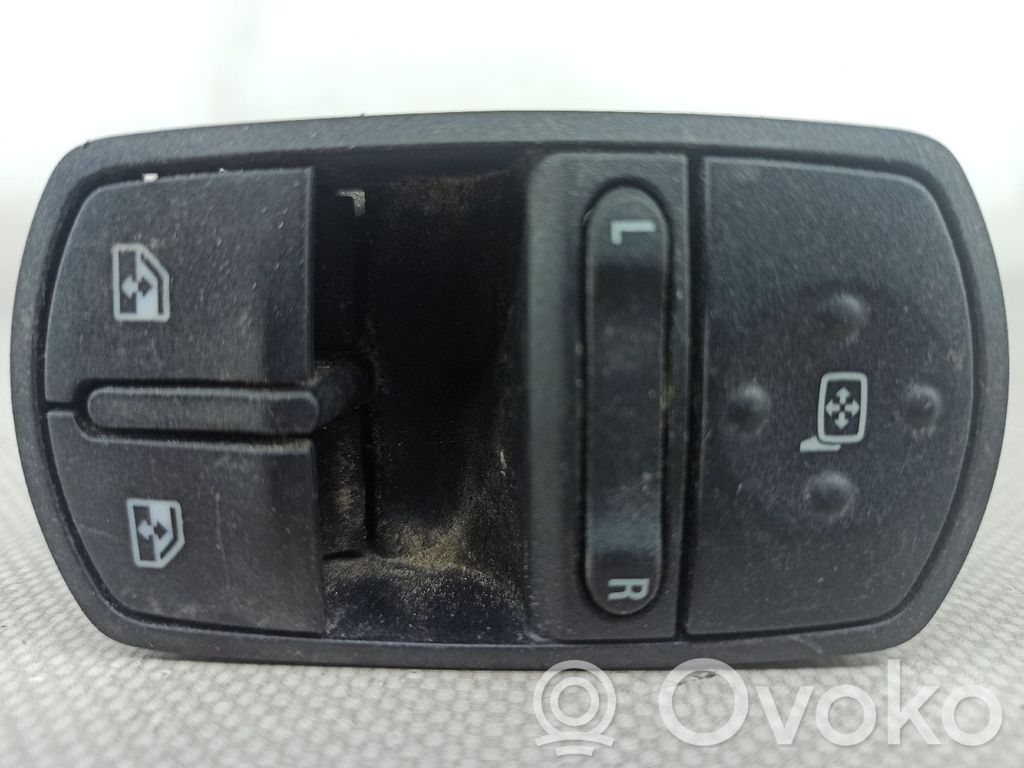 Opel Corsa E Sähkötoimisen ikkunan ohjauskytkin 