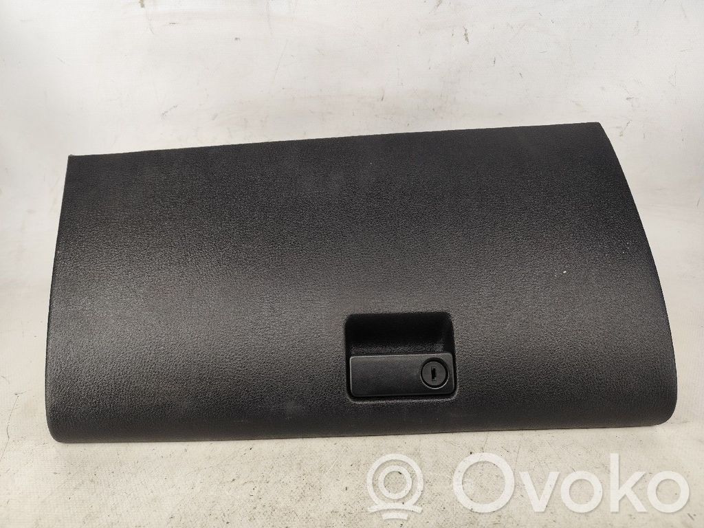Handschuhfach   GJ6AGJ6R