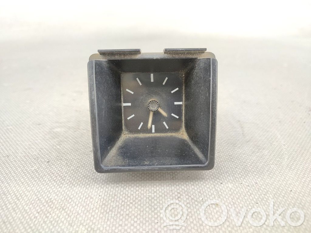 Opel Corsa A Clock 