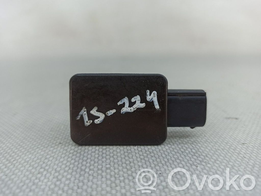 Mercedes-Benz A W176 Sensor 
