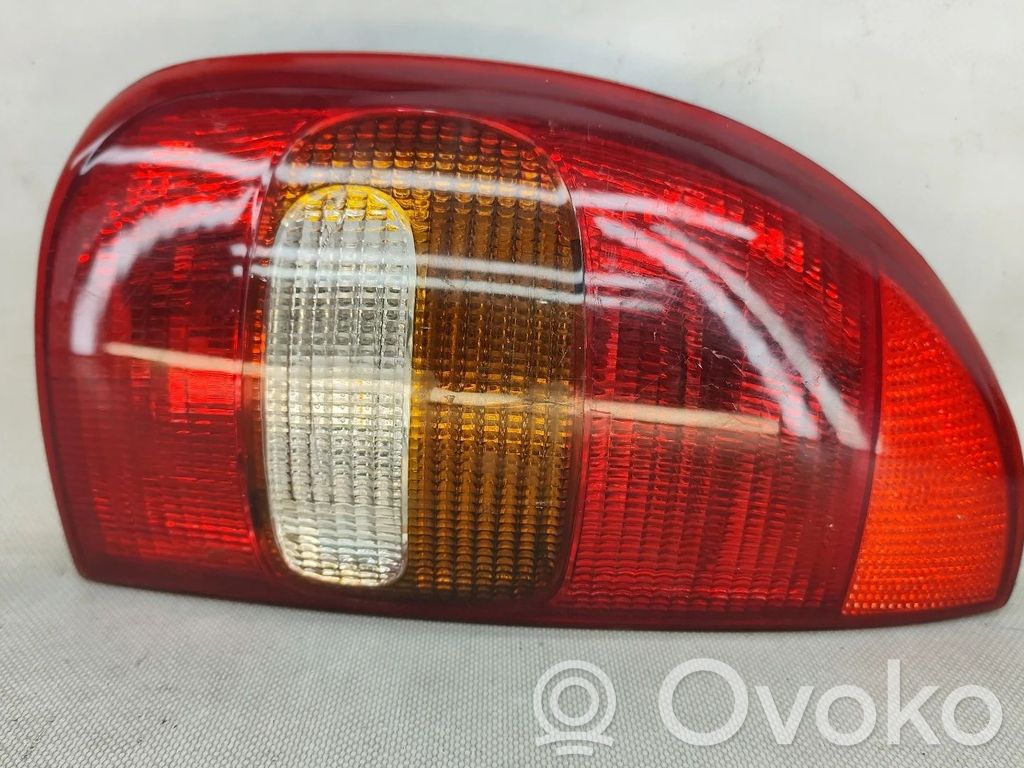 Tailgate rear/tail lights   NV,6PINOS,CORSAB,VALEO