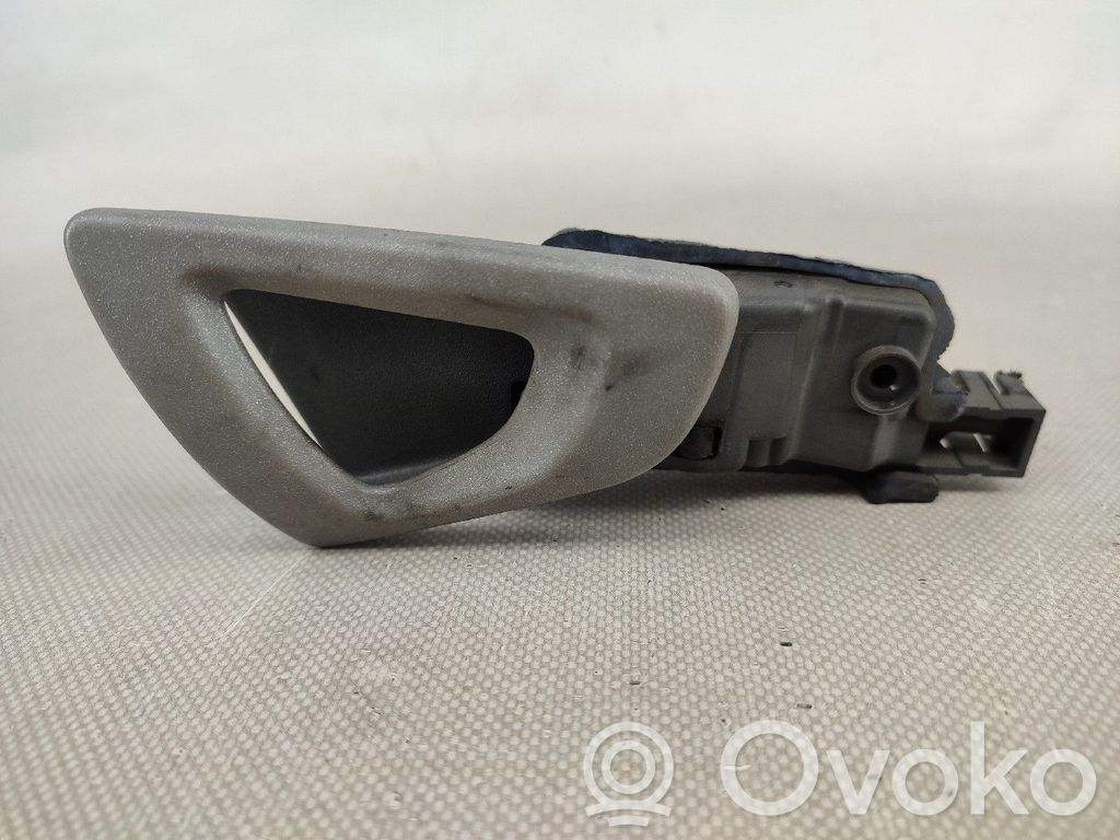 Manecilla interna puerta trasera   MN901657,MN900160