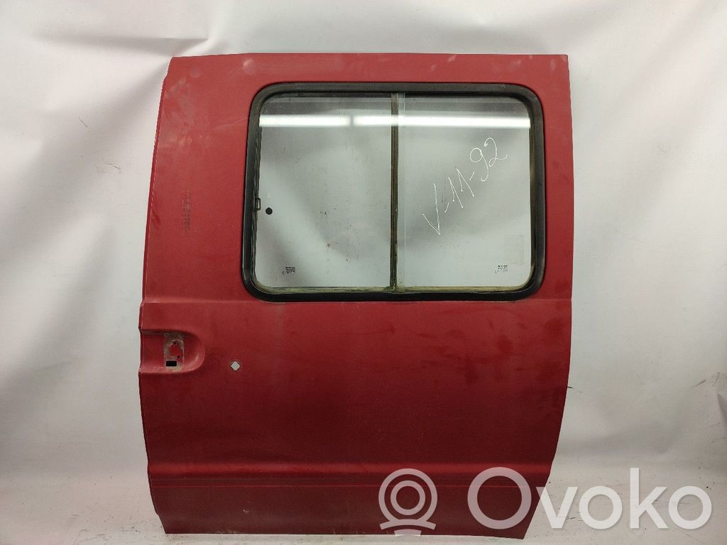 Nissan Vanette Šoninės slankiojančios durys 