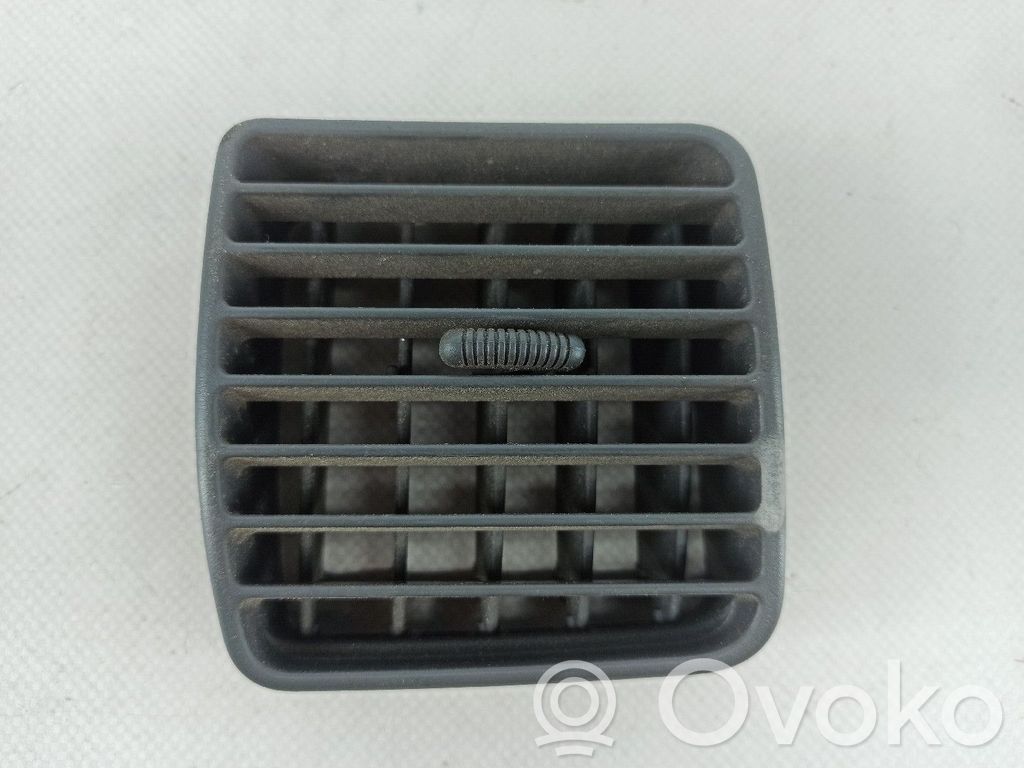 Mitsubishi Space Star Griglia di ventilazione centrale cruscotto