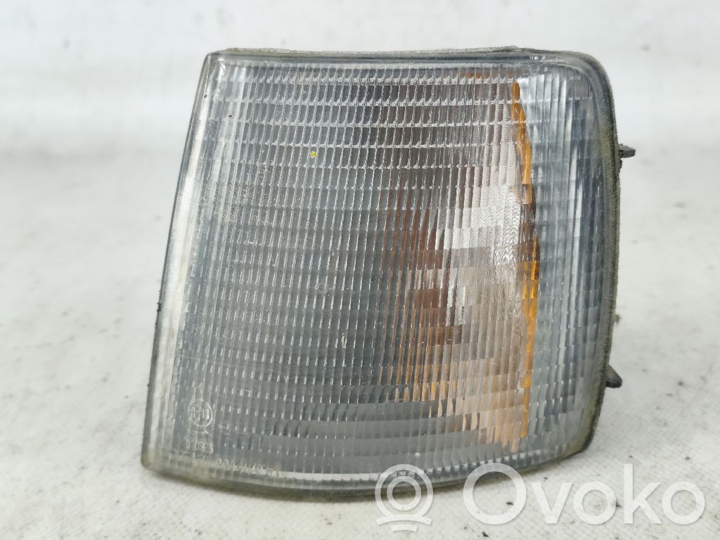 Volkswagen PASSAT B4 Clignotant de pare-chocs avant 