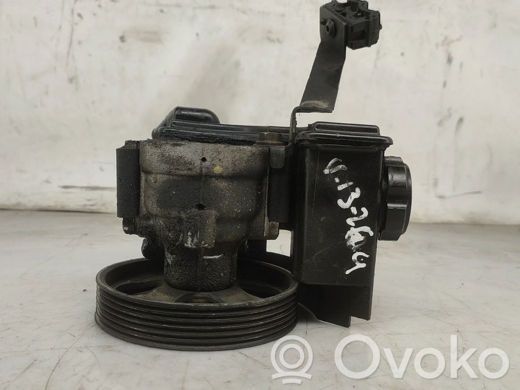 Ohjaustehostimen pumppu   9638364580