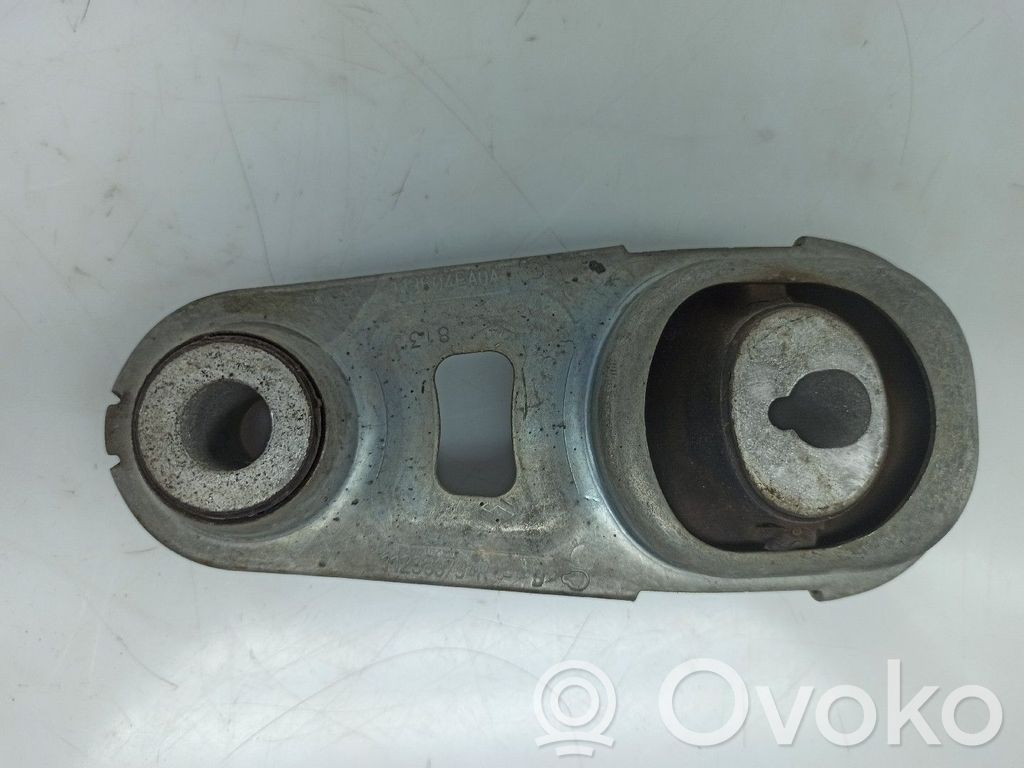 Soporte de montaje del motor   113604EA0A,112383734RB
