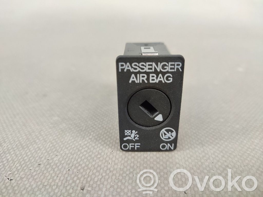 Volkswagen Polo VI Multifunctional control switch/knob 