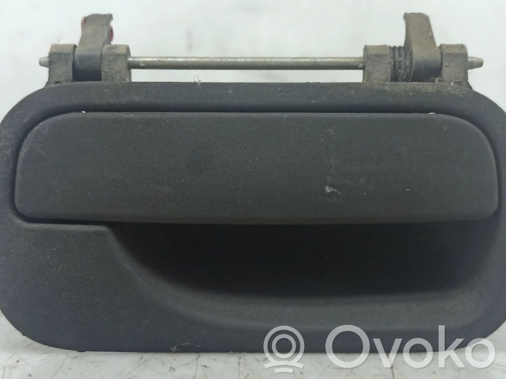 Manecilla externa puerta trasera