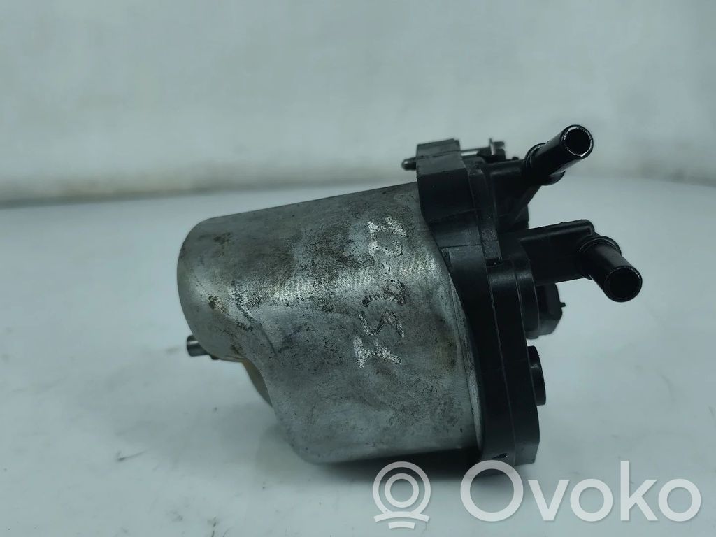Ford Focus Fuel filter bracket/mount holder 