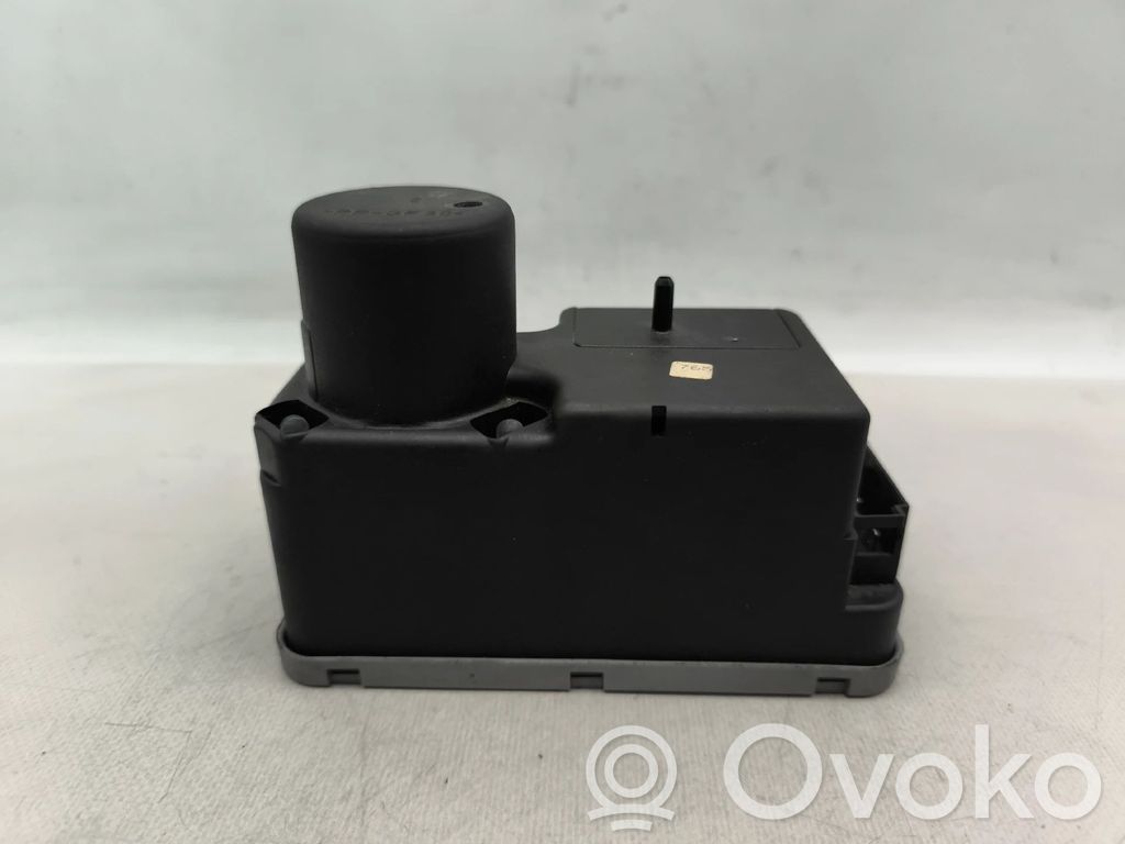 Volkswagen Golf III Unitate/modul de comandă închidere centralizată 