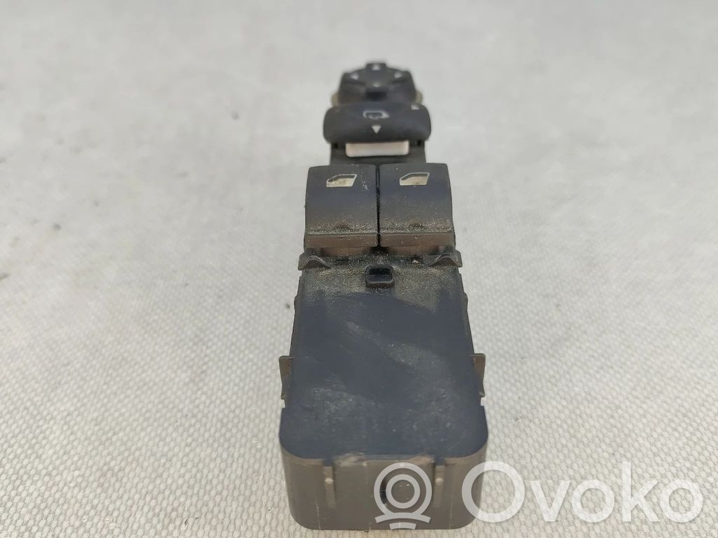 Electric window control switch   96657053ZD,30170384