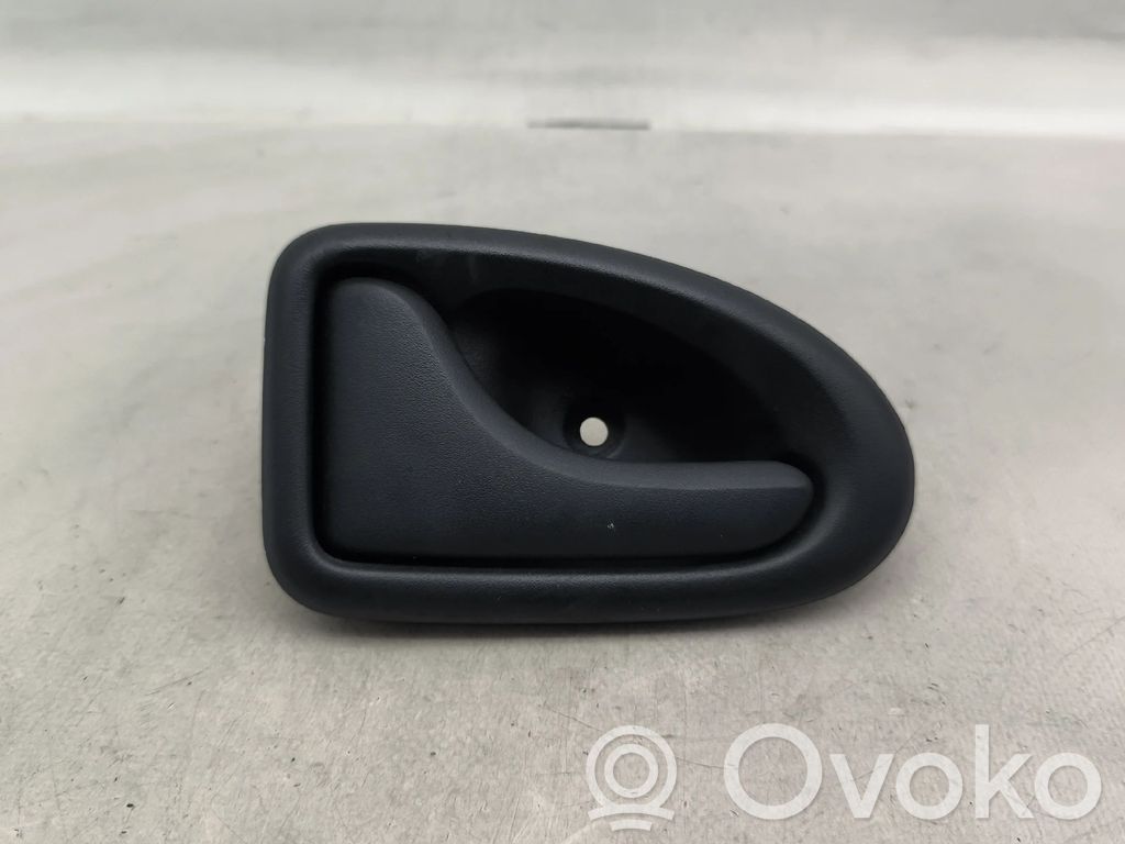 Renault Megane I Manecilla externa puerta trasera 
