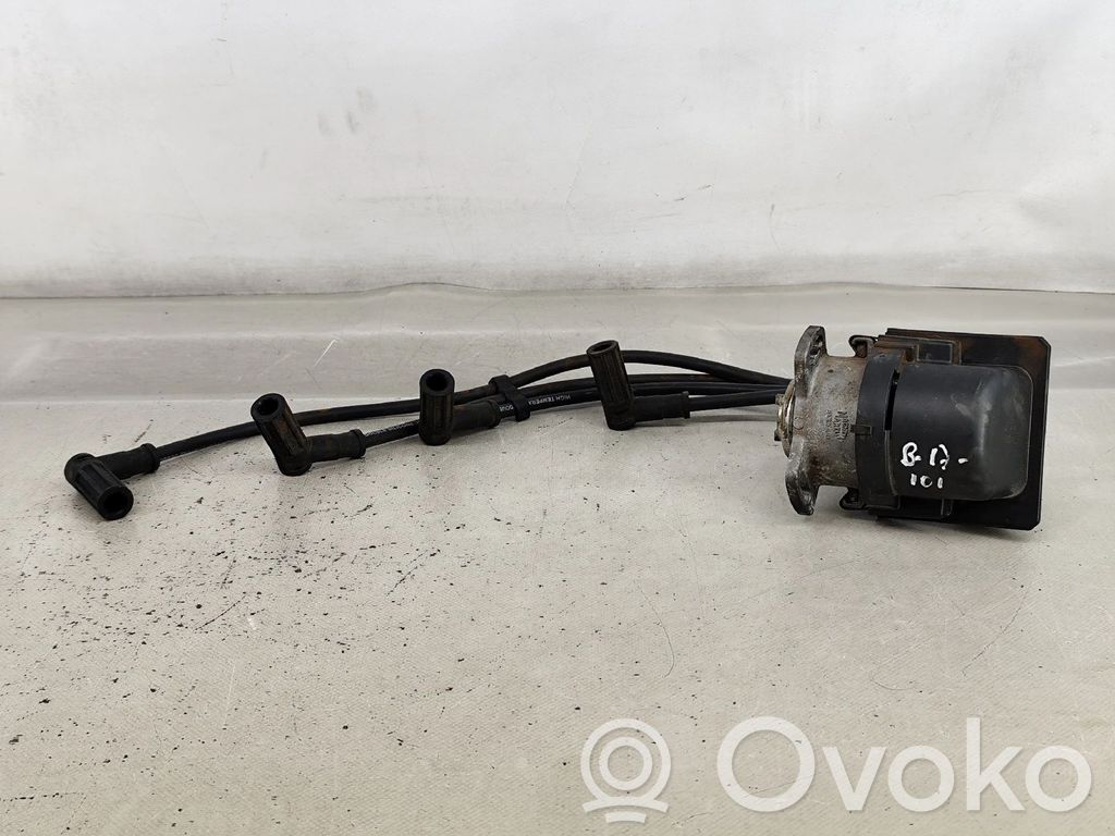 Ignition distributor   DT402M