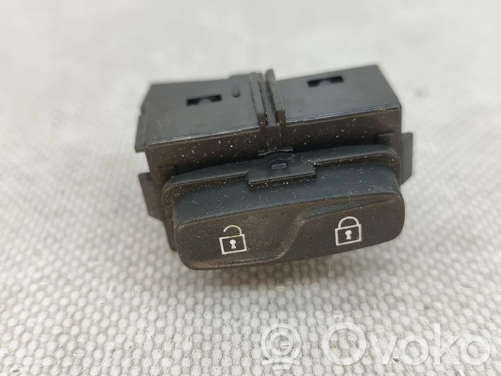 Volvo V70 Interruttore a pulsante della chiusura centralizzata