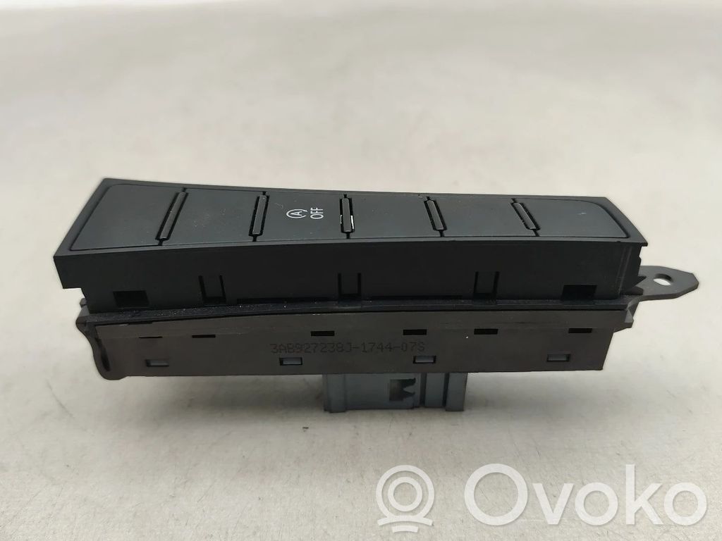 Volkswagen PASSAT B7 Interrupteur / bouton multifonctionnel 