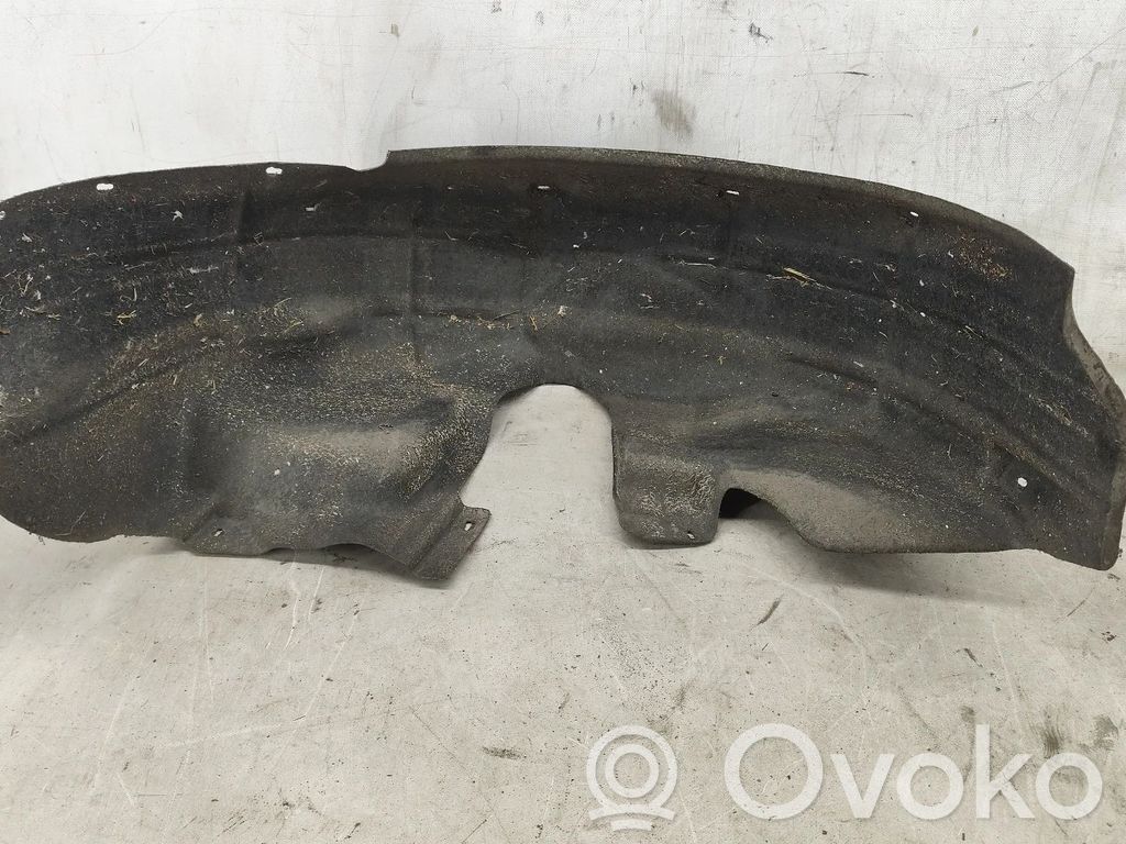 Volkswagen PASSAT B7 Rivestimento paraspruzzi parafango posteriore 
