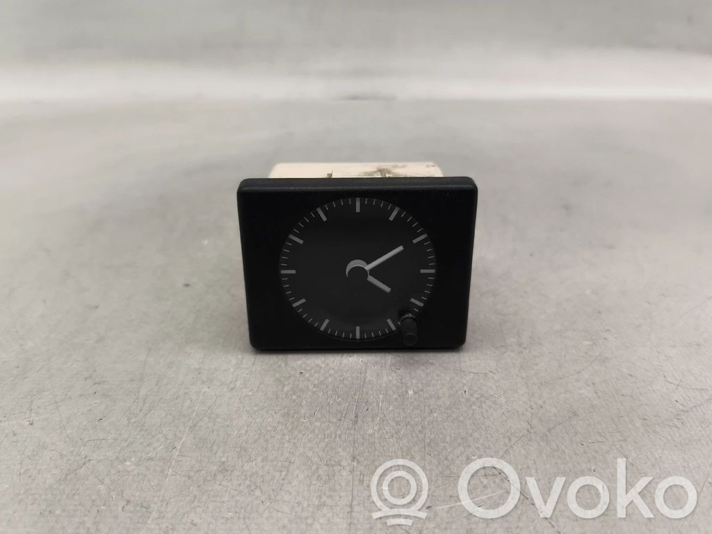 Renault 19 Clock 