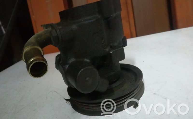 Power steering pump   HE921001