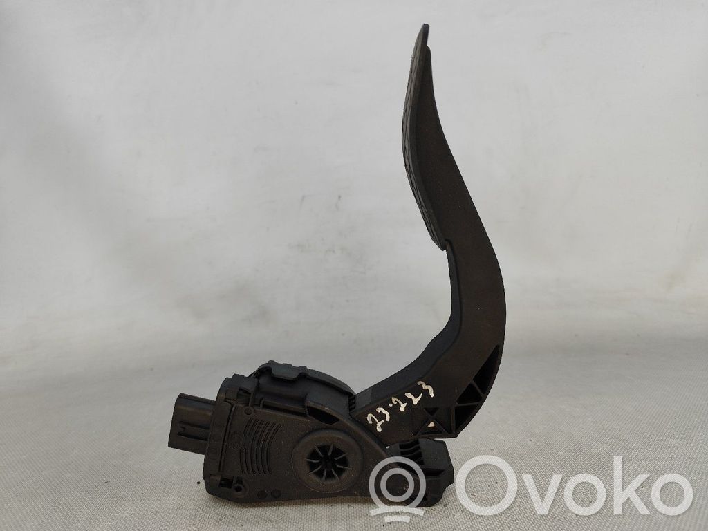 Accelerator throttle pedal   8K1723523,6PINOS,6PV00950501