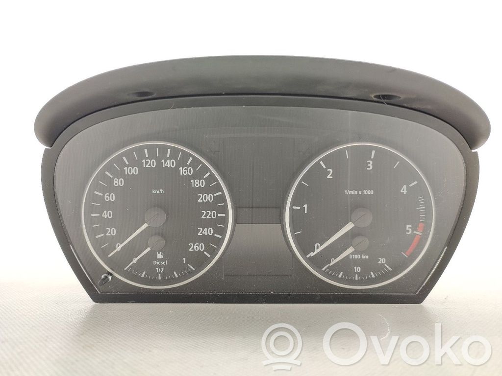 Geschwindigkeitsmesser Cockpit   1025350,9110205