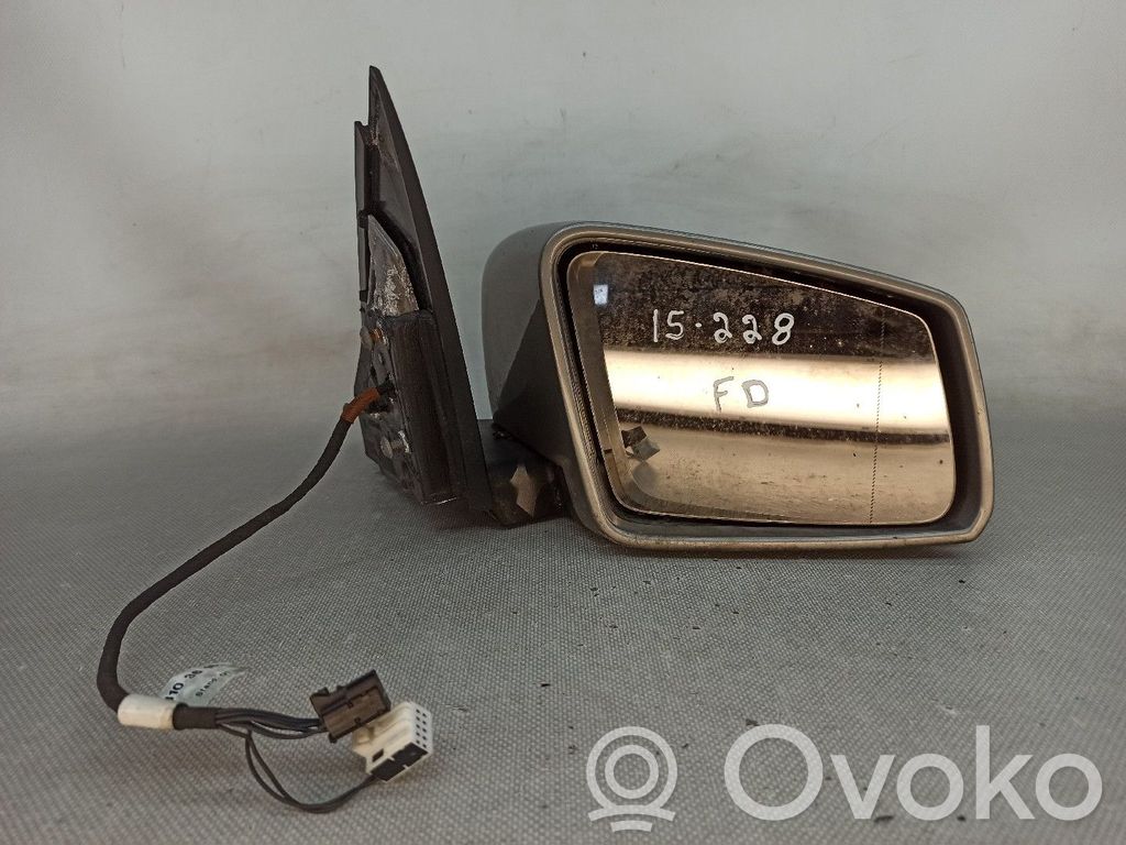 Mercedes-Benz C W204 Specchietto retrovisore elettrico portiera anteriore 